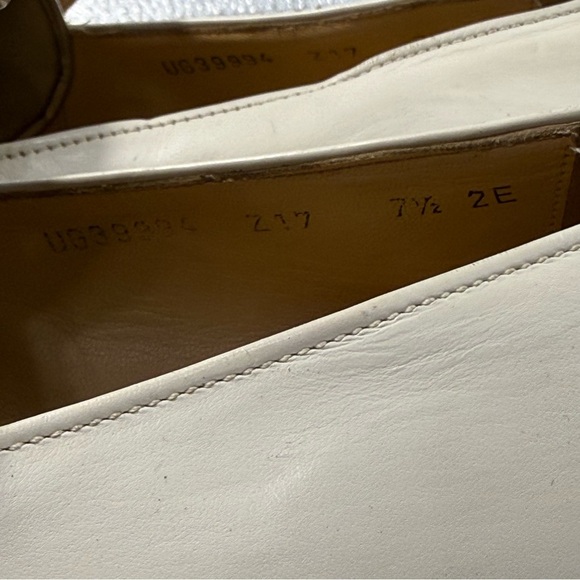 Salvatore Ferragamo wing tip white leather slip on loafer size 7.5 - Picture 8 of 12